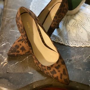Nine West pumps